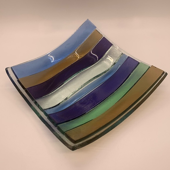 Beautiful Fused Glass trinket dish. Hand crafted.  Stripes! - Picture 1 of 8